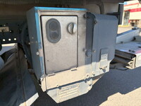 いすゞエルフ冷凍車（冷蔵車）小型（2t・3t）[写真18]