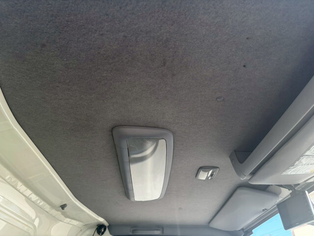 いすゞエルフ冷凍車（冷蔵車）小型（2t・3t）[写真24]