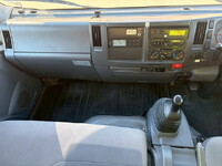 いすゞエルフ冷凍車（冷蔵車）小型（2t・3t）[写真27]