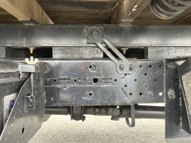 いすゞエルフクレーン3段小型（2t・3t）[写真26]