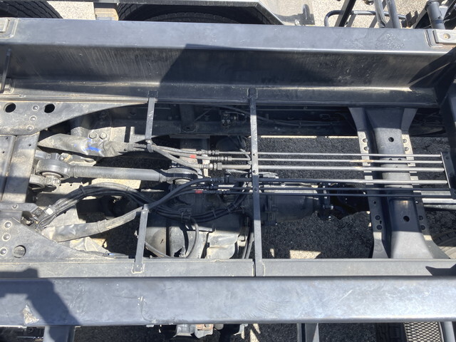 三菱ふそうスーパーグレートコンテナ専用車大型（10t）[写真16]