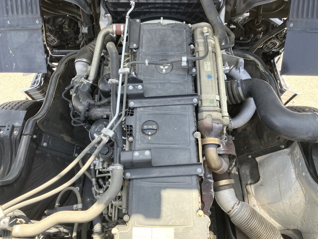 三菱ふそうスーパーグレートコンテナ専用車大型（10t）[写真27]