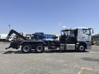 三菱ふそうスーパーグレートコンテナ専用車大型（10t）[写真08]