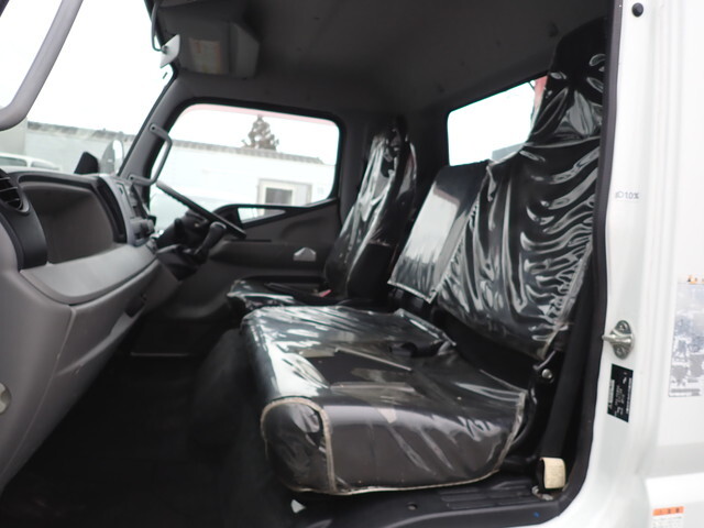 三菱ふそうキャンタークレーン4段小型（2t・3t）[写真34]