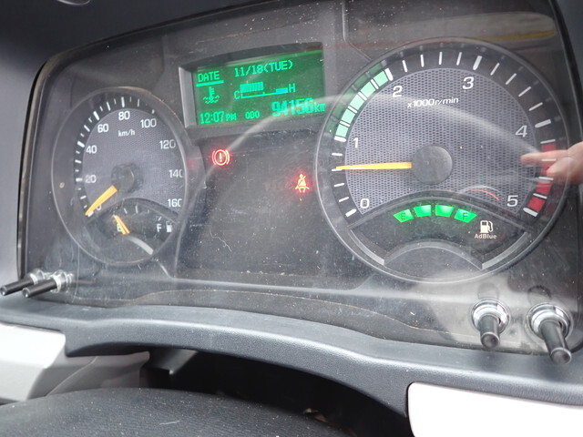 三菱ふそうキャンタークレーン4段小型（2t・3t）[写真39]