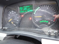 三菱ふそうキャンタークレーン4段小型（2t・3t）[写真40]