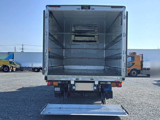 いすゞフォワード冷凍車（冷蔵車）増トン（6t・8t）[写真12]