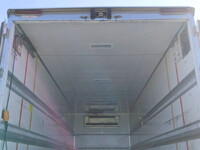 いすゞフォワード冷凍車（冷蔵車）増トン（6t・8t）[写真17]