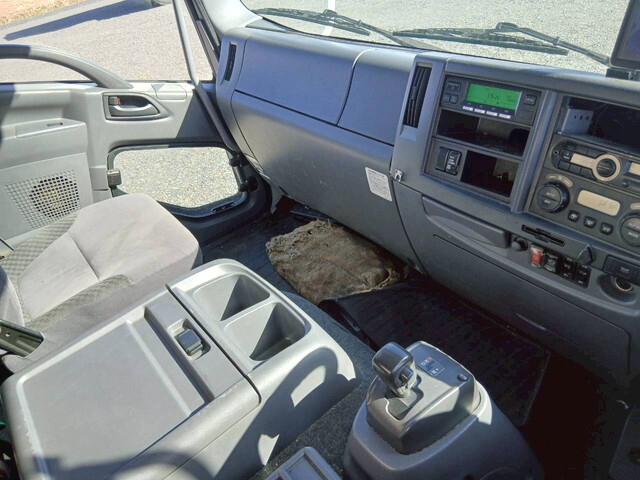 いすゞフォワード冷凍車（冷蔵車）増トン（6t・8t）[写真27]