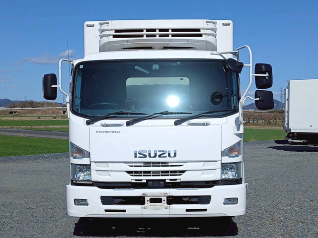 いすゞフォワード冷凍車（冷蔵車）増トン（6t・8t）[写真05]