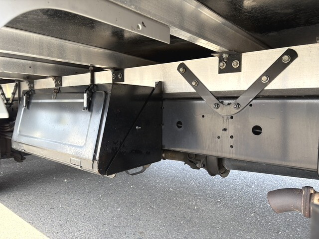 日野レンジャー冷凍車（冷蔵車）中型（4t）[写真23]