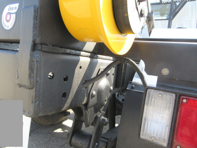 いすゞエルフコンテナ専用車小型（2t・3t）[写真11]