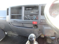 いすゞエルフコンテナ専用車小型（2t・3t）[写真34]