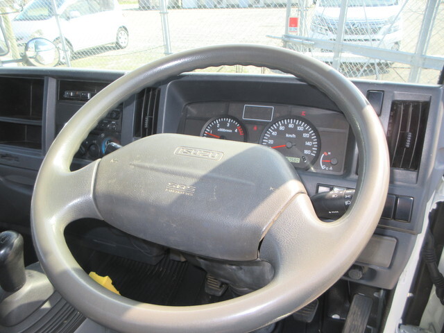 いすゞエルフコンテナ専用車小型（2t・3t）[写真35]