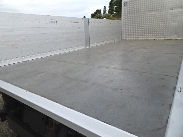 日野デュトロアルミブロック小型（2t・3t）[写真12]