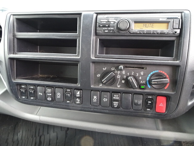 日野デュトロアルミブロック小型（2t・3t）[写真25]