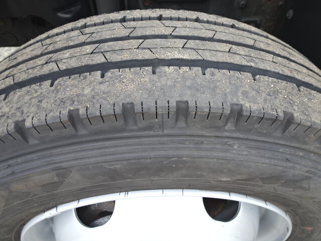 日野デュトロアルミブロック小型（2t・3t）[写真31]