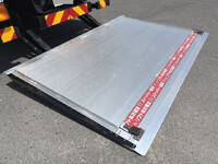 三菱ふそうファイターアルミバン中型（4t）[写真10]