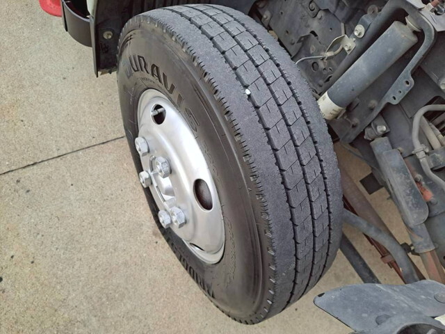 いすゞエルフクレーン4段小型（2t・3t）[写真17]