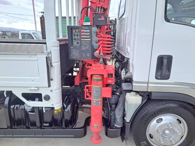 いすゞエルフクレーン4段小型（2t・3t）[写真25]