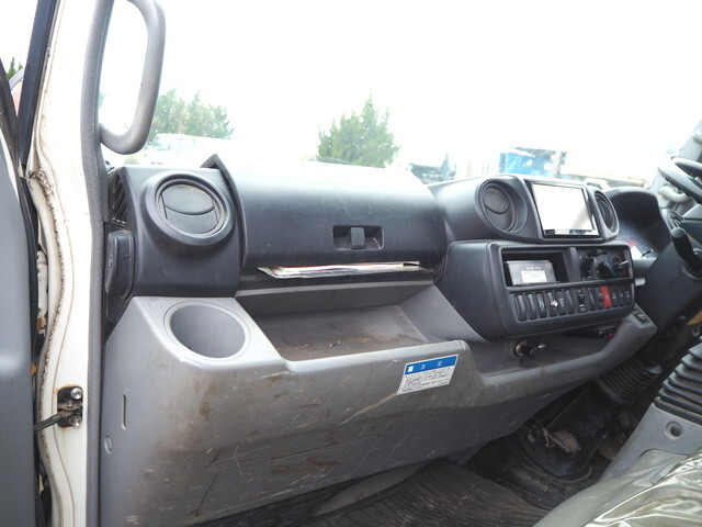 日野デュトロクレーン4段小型（2t・3t）[写真31]