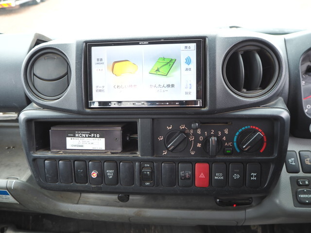 日野デュトロクレーン4段小型（2t・3t）[写真36]