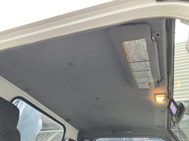 日産アトラスクレーン3段小型（2t・3t）[写真21]