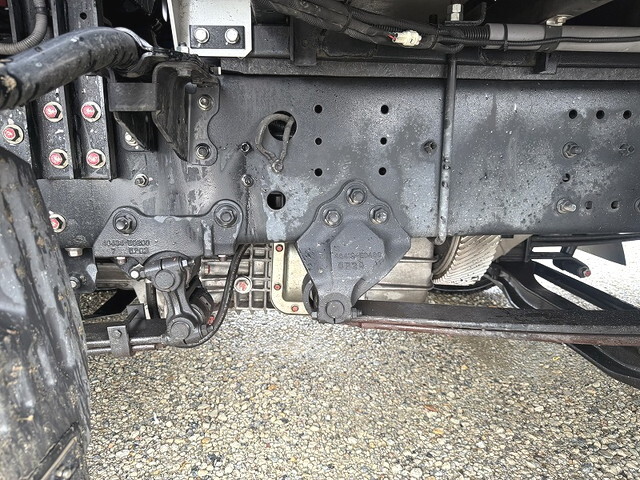 日野プロフィアアルミウイング大型（10t）[写真19]