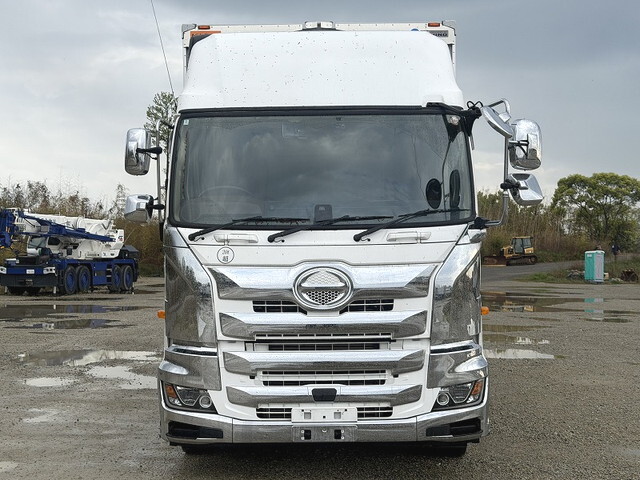 日野プロフィアアルミウイング大型（10t）[写真03]