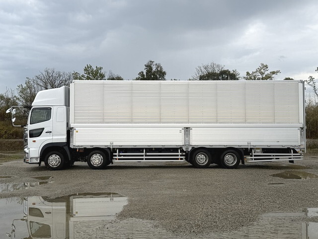 日野プロフィアアルミウイング大型（10t）[写真04]