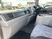 UDトラックスコンドルアルミバン中型（4t）[写真32]