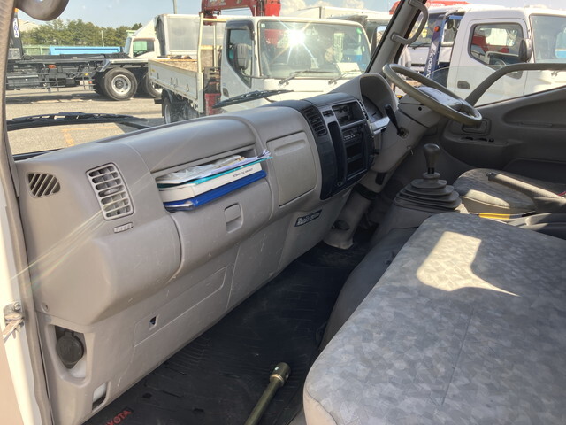 トヨタトヨエースクレーン5段小型（2t・3t）[写真32]