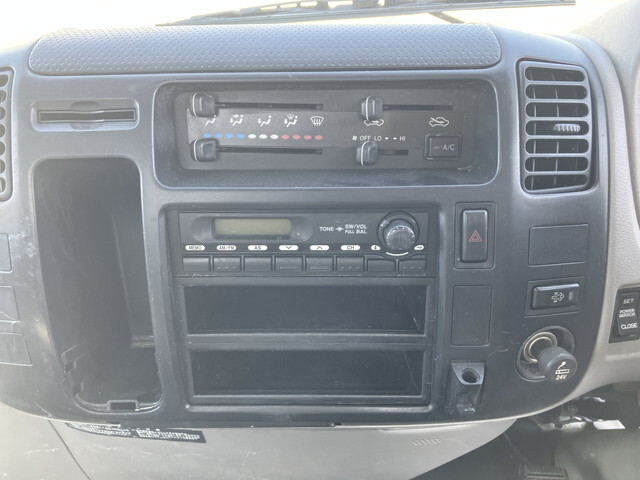 トヨタトヨエースクレーン5段小型（2t・3t）[写真37]