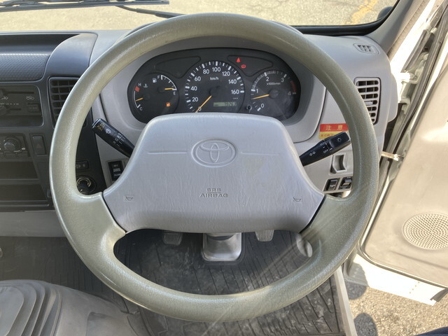 トヨタトヨエースクレーン5段小型（2t・3t）[写真38]