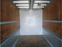 いすゞギガアルミウイング大型（10t）[写真15]