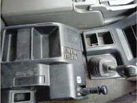 いすゞギガアルミウイング大型（10t）[写真23]