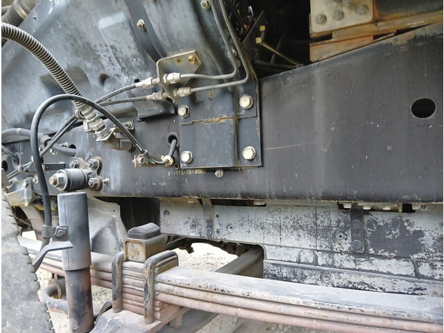 いすゞギガアルミウイング大型（10t）[写真39]