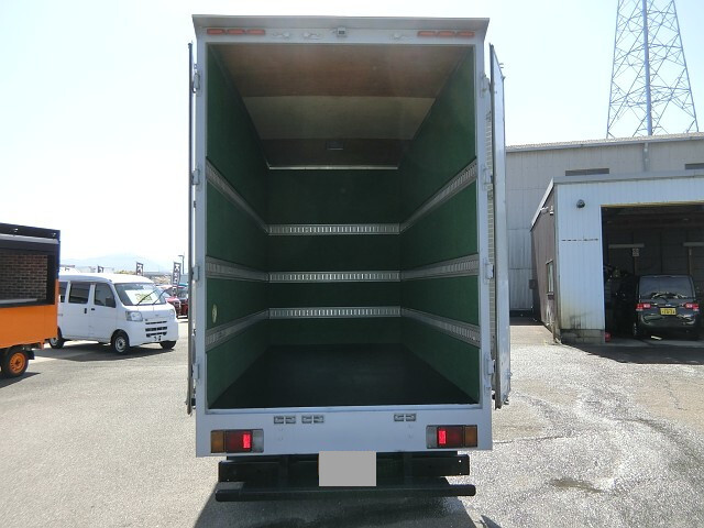 日野デュトロアルミバン小型（2t・3t）[写真09]