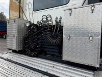 日野プロフィアトレーラーヘッド（トラクターヘッド）大型（10t）[写真18]