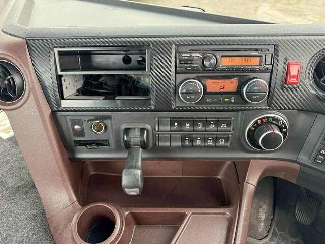 日野プロフィアトレーラーヘッド（トラクターヘッド）大型（10t）[写真22]