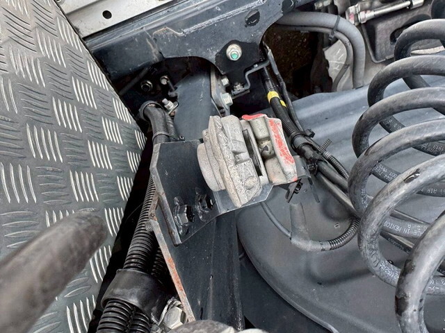 日野プロフィアトレーラーヘッド（トラクターヘッド）大型（10t）[写真23]