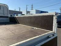 日野デュトロ平ボディ小型（2t・3t）[写真11]