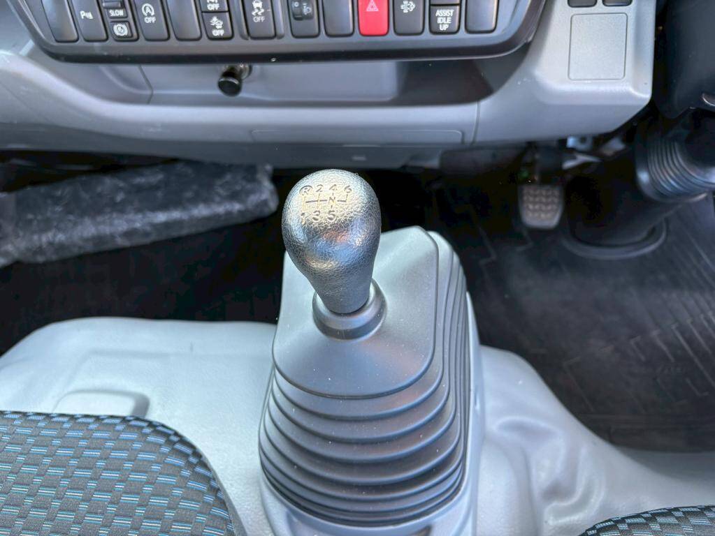 日野デュトロ平ボディ小型（2t・3t）[写真21]