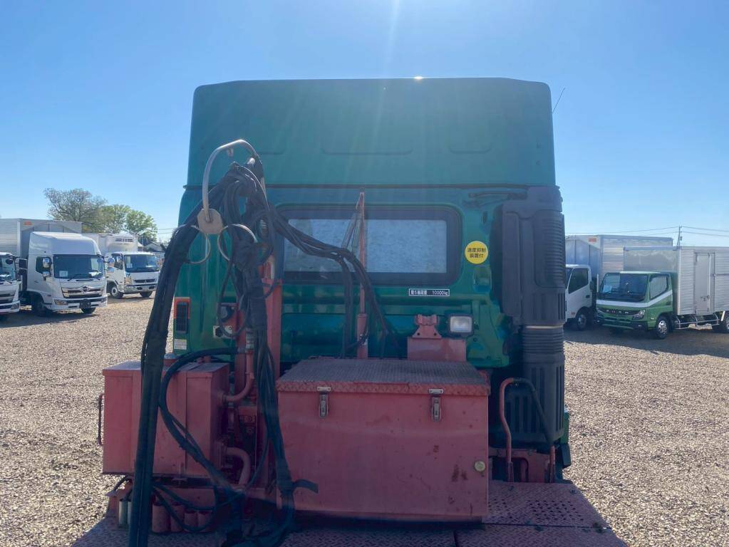 日野プロフィアトレーラーヘッド（トラクターヘッド）大型（10t）[写真06]