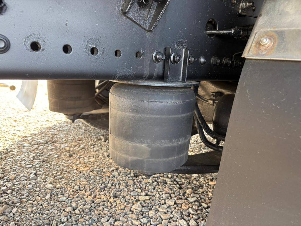 日野プロフィア冷凍車（冷蔵車）大型（10t）[写真16]