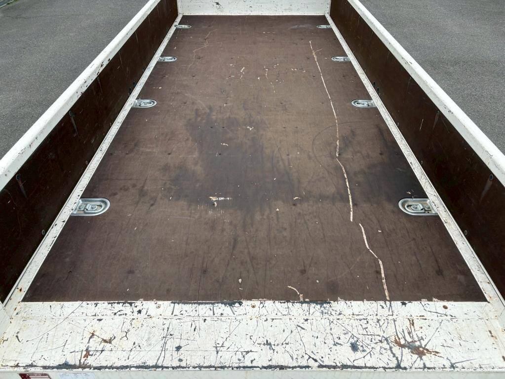 日野デュトロ平ボディ小型（2t・3t）[写真08]