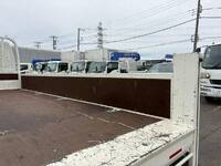 日野デュトロ平ボディ小型（2t・3t）[写真10]