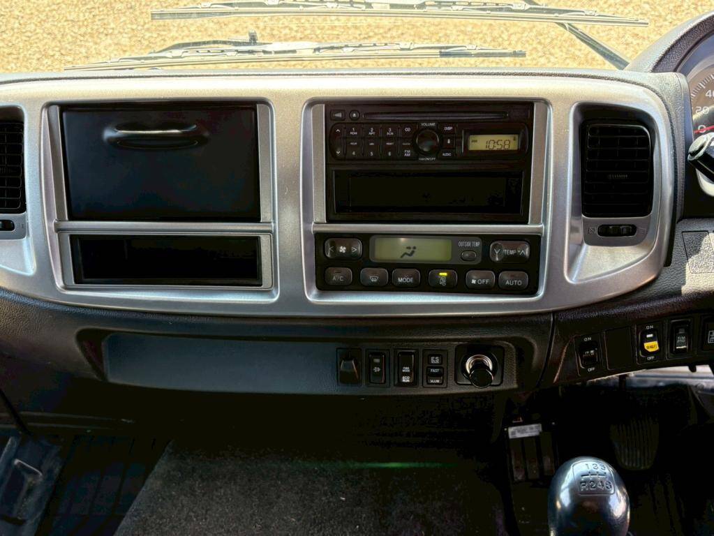 日野レンジャーコンテナ専用車中型（4t）[写真19]