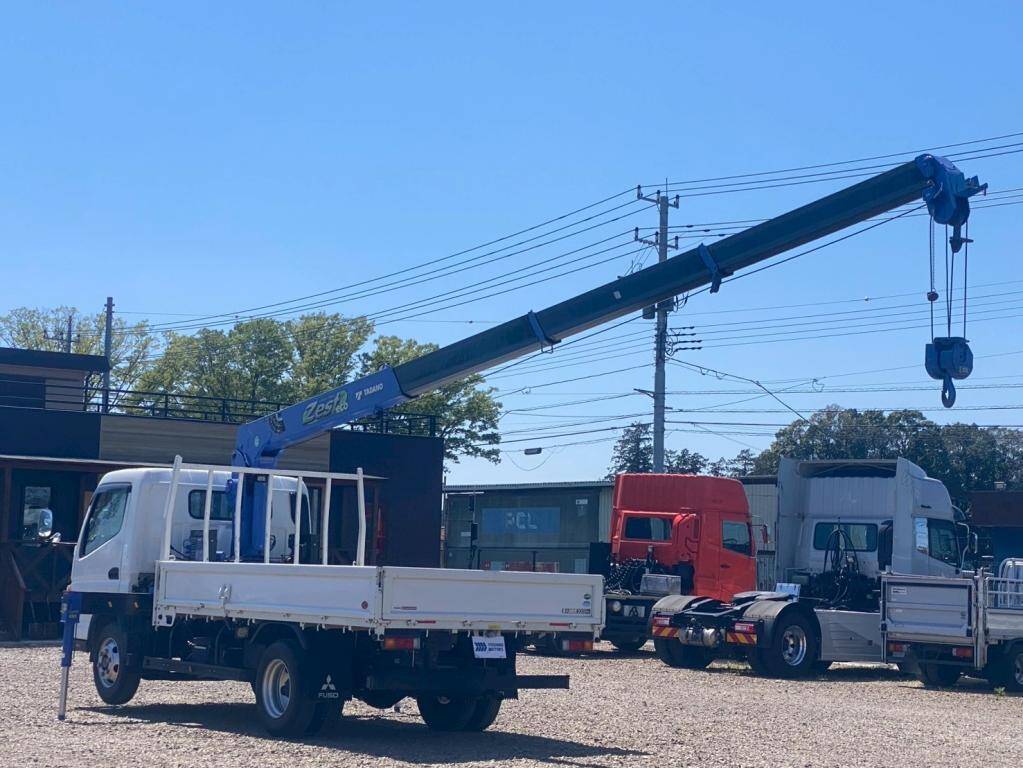 三菱ふそうキャンタークレーン4段小型（2t・3t）[写真11]