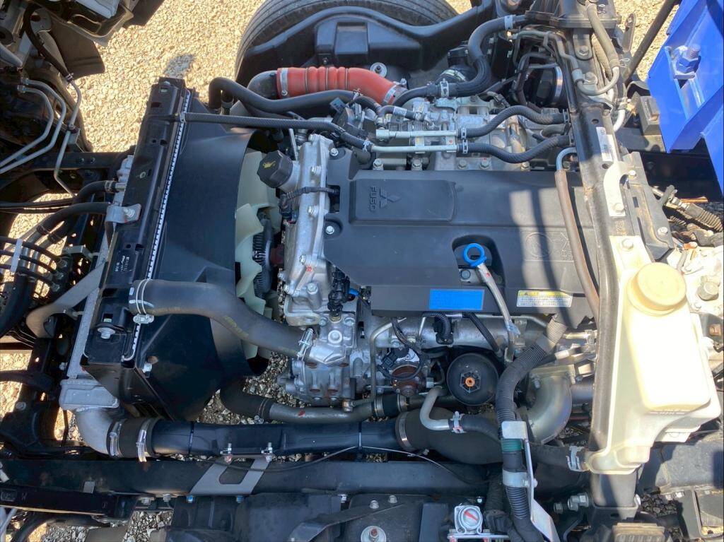 三菱ふそうキャンタークレーン4段小型（2t・3t）[写真16]